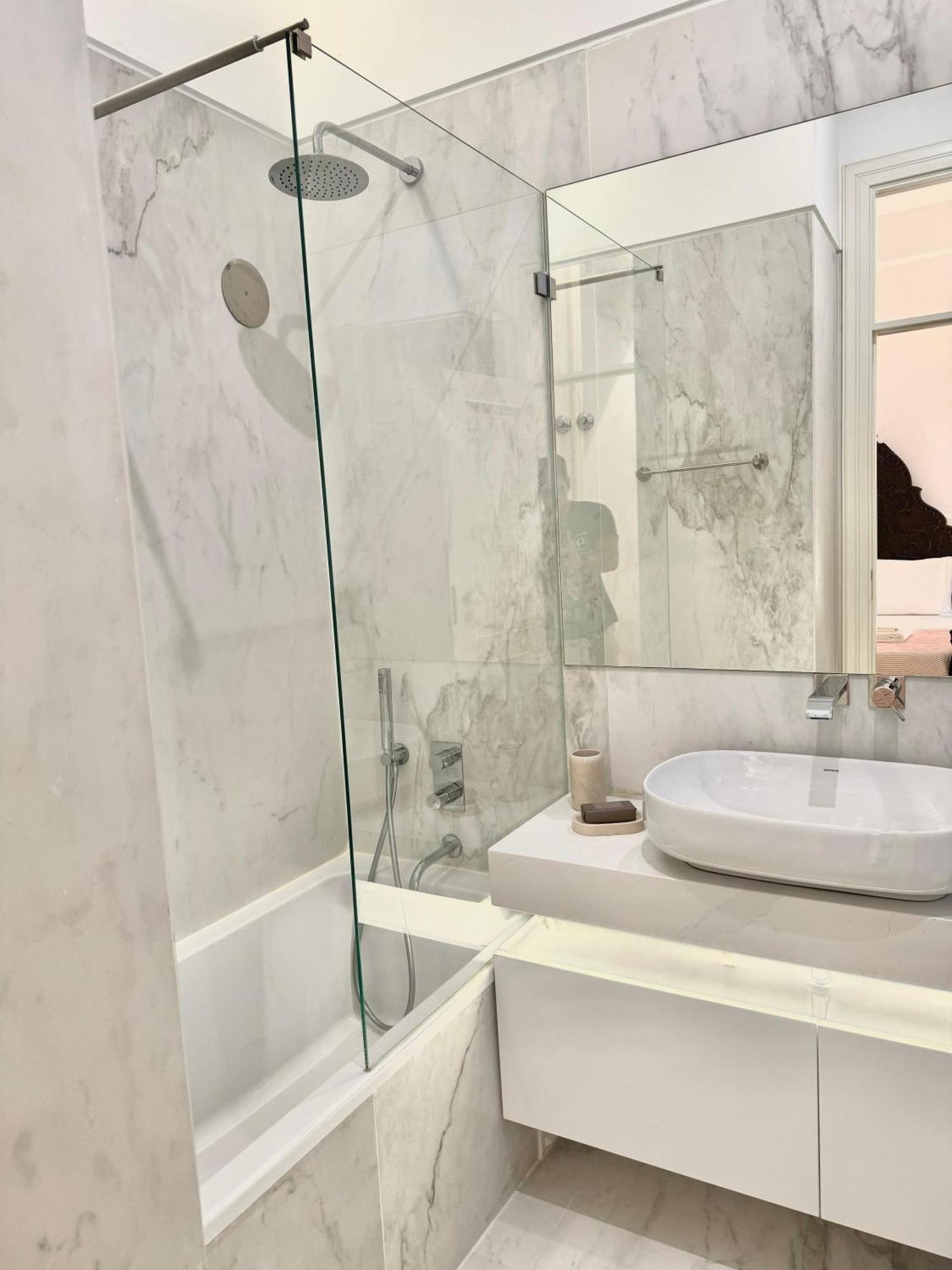 Quarto Com Banheiro Privativo Na Baixa Lisbon Luaran gambar