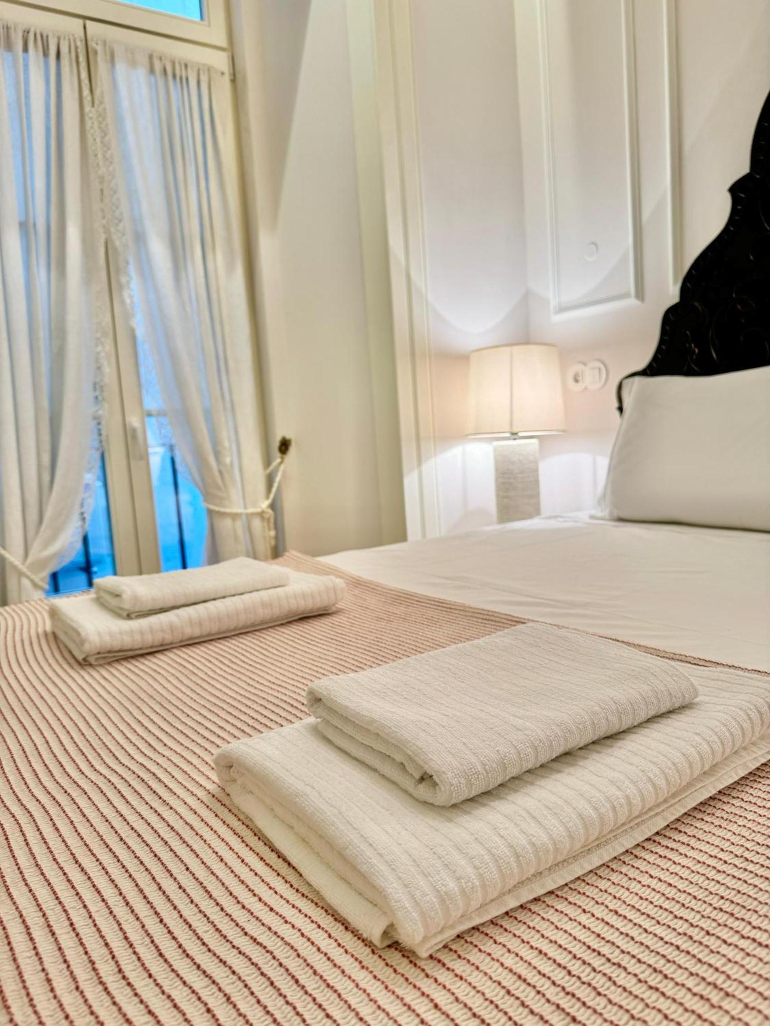 Quarto Com Banheiro Privativo Na Baixa Lisbon Luaran gambar
